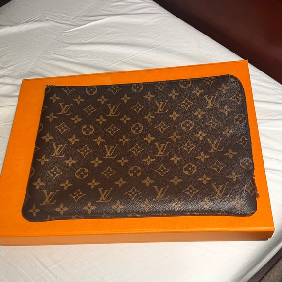 Louis Vuitton Étui Voyage GM - Picture 1 of 8
